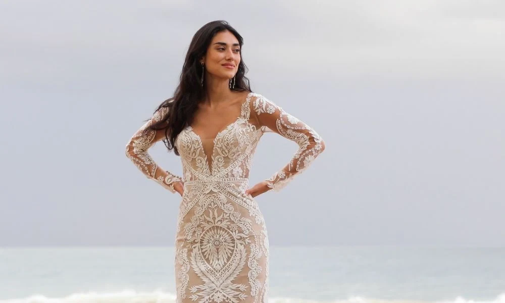 How to Choose a Wedding Dress That Looks Beautiful in Photos