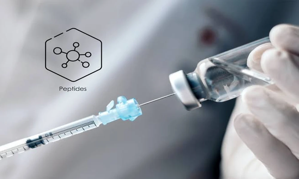 How do molecular characteristics connect to klow peptide blend activity?